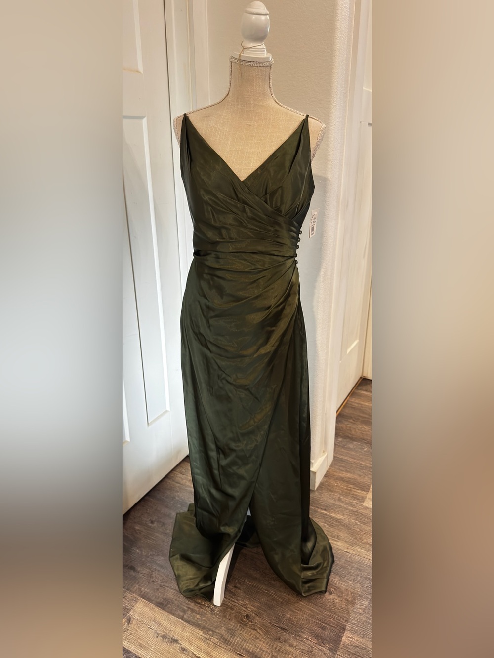 David's Bridal Galina Signature Martini Olive Satin Formal Dress Gown 10 GS29001